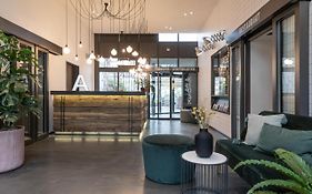 Alpenblick Bern - Kind Of A Hotel